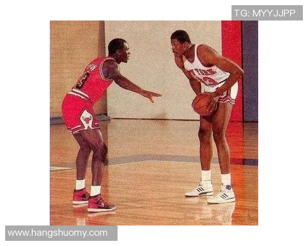 乔丹绝杀足球明星精彩瞬间回顾，感受运动之巅的激情与荣耀