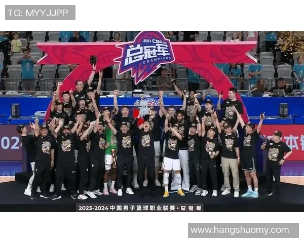 北京篮球队以78分领跑奥运会积分榜展现强大实力与团队合作精神 北京篮球队以78分领跑奥运会积分榜展现强大实力与团队合作精神