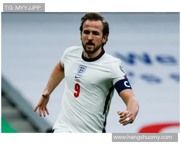 英格兰足球明星勇敢出柜引发社会关注与支持的热潮