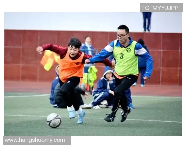 赛后分析：西安足球队与成都足球队的比赛节奏与战术对比探讨