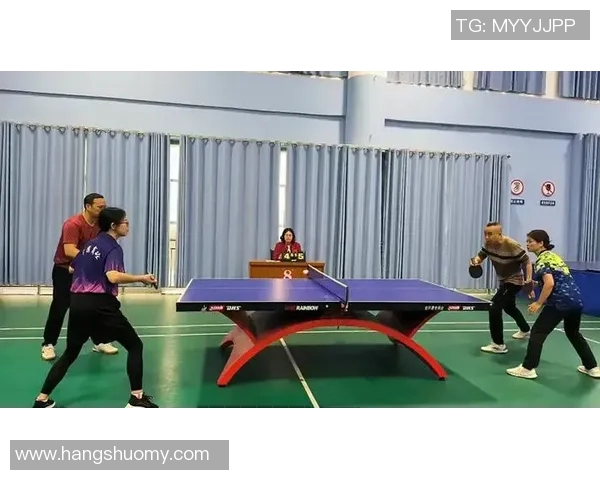 重庆乒乓球队的团队协作精神与训练模式探讨