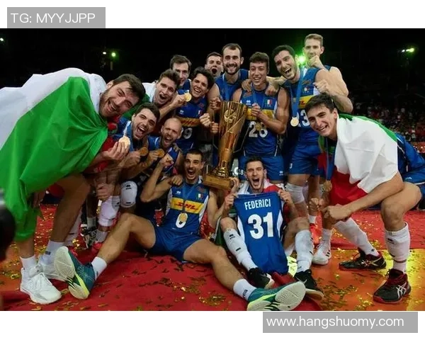 重庆排球队在欧锦赛积分榜上以75分稳居第一名展现强劲实力